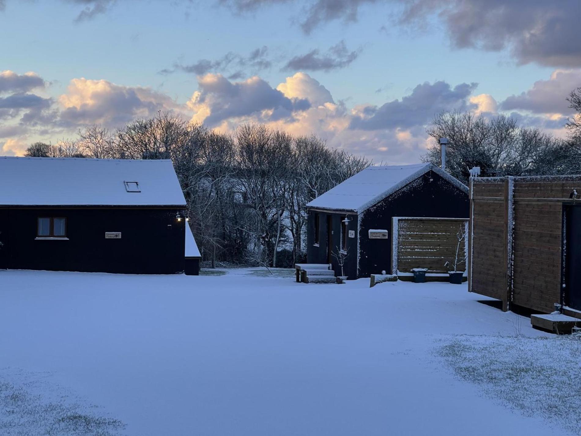 Fern Cottage - Luxurious 1 Bedroom - Blossom Farm Johnston エクステリア 写真